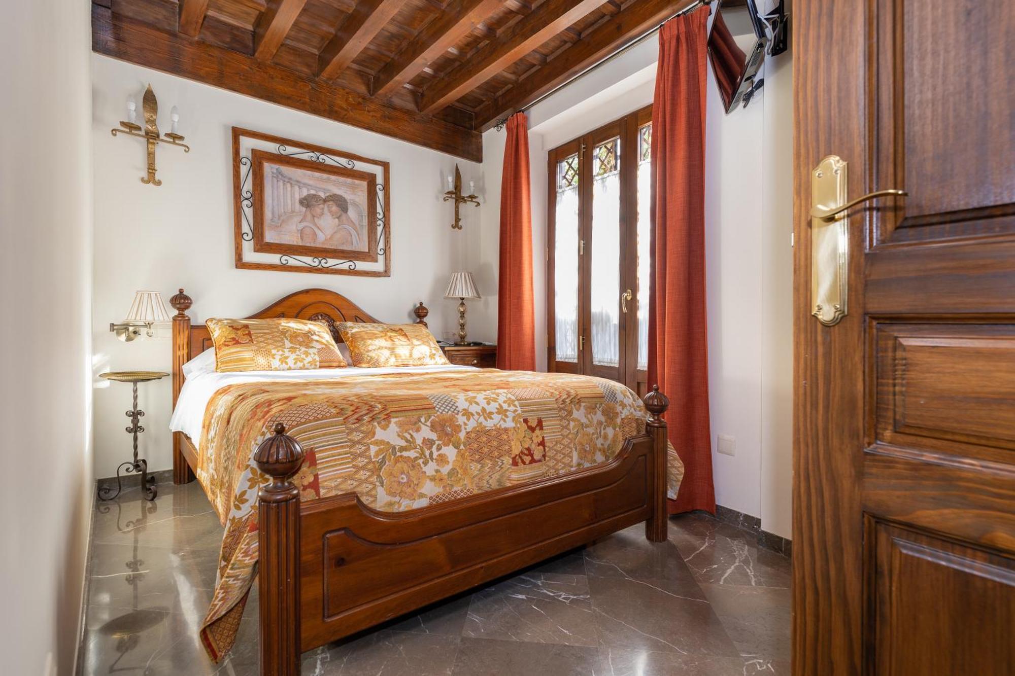 Apartamentos En Pleno Centro, Aljibe Rodrigo Del Campo 2C グラナダ エクステリア 写真